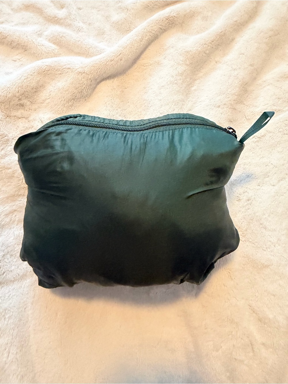Patagonia Women’s Nano Puff Jacket - Old Growth Green - Picture 8 of 8